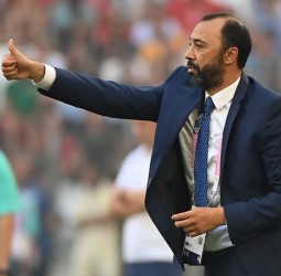 نجاحات تتجاوز الحدود.. طارق السكتيوي يلفت أنظار المنتخبات الخليجية